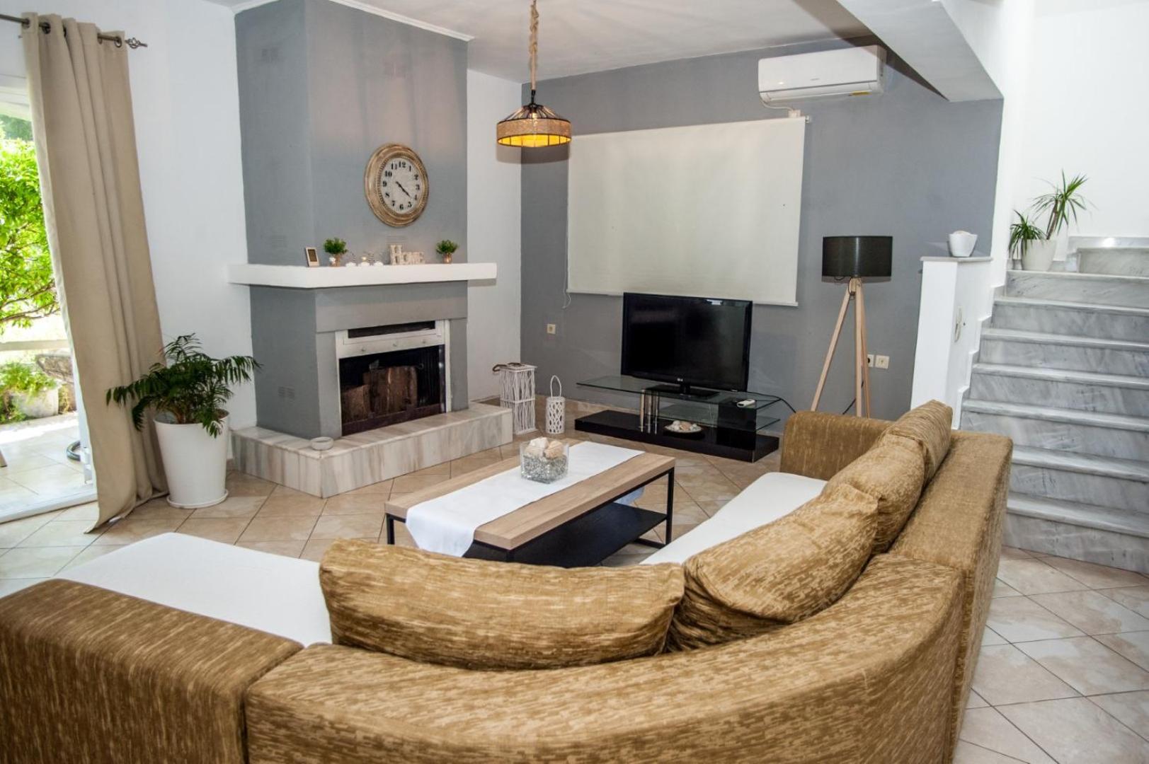 Gravanis Ir Home Pesádha المظهر الخارجي الصورة